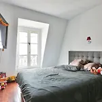 Spacious Apartment In The Heart Of The Batignolles District