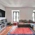 Spacious Apartment In The Heart Of The Batignolles District