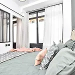 Charming Flat In Montmartre - Imhost