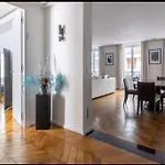 Amazing Apartment 2Bdr/6Pax Next To Champs Elysees
