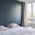 Beautiful Apartment With View On Paris