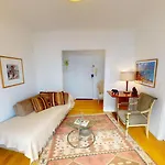 Joivy Charming Flat Near The Eiffel Tower