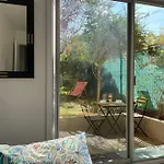 Charmant T2 Avec Jardin