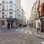 Central & Stylish 1Bd Duplex W Gardenmontmartre!