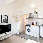 Guestready - Top-Floor With Roof Views
