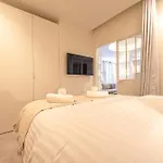 Cia - 2Br Madeleine Champs Elysees
