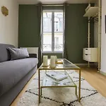 Comfortable Retreat Near Parc Monceau