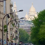 Comfortable Retreat Near Parc Monceau