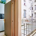 Renovated Studio In The Heart Of The Marais