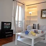 Poteau Apartment