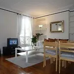 Poteau Apartment