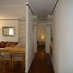 Poteau Apartment
