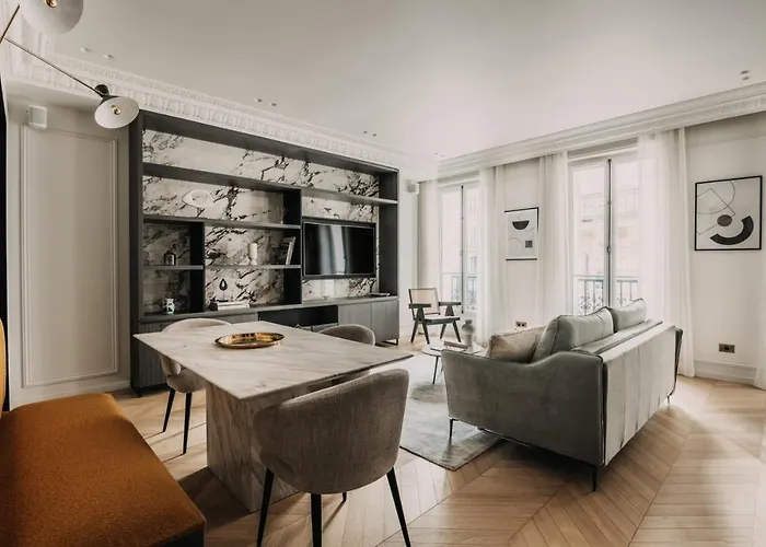 HIGHSTAY - Champs-Elysées - Serviced Apartments