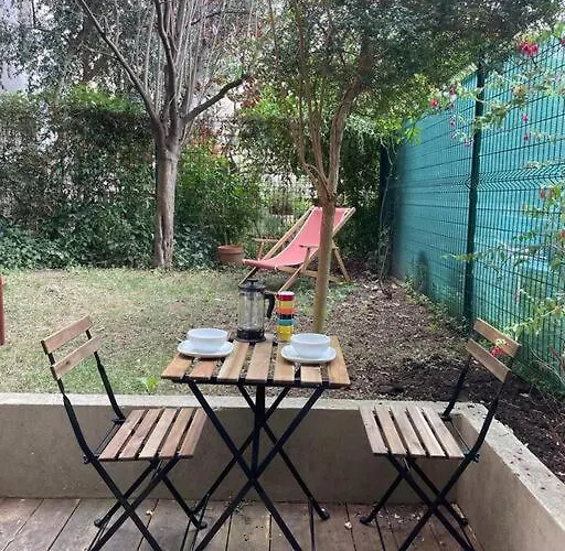Charmant T2 Avec Jardin