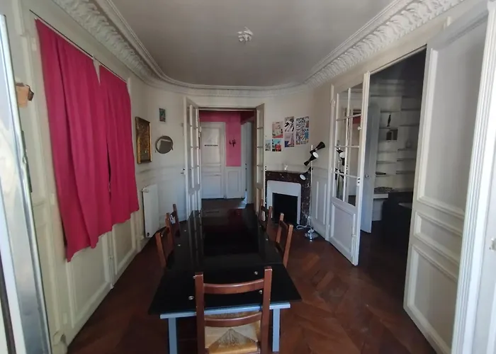 Chambre Spacieuse - Trocadero