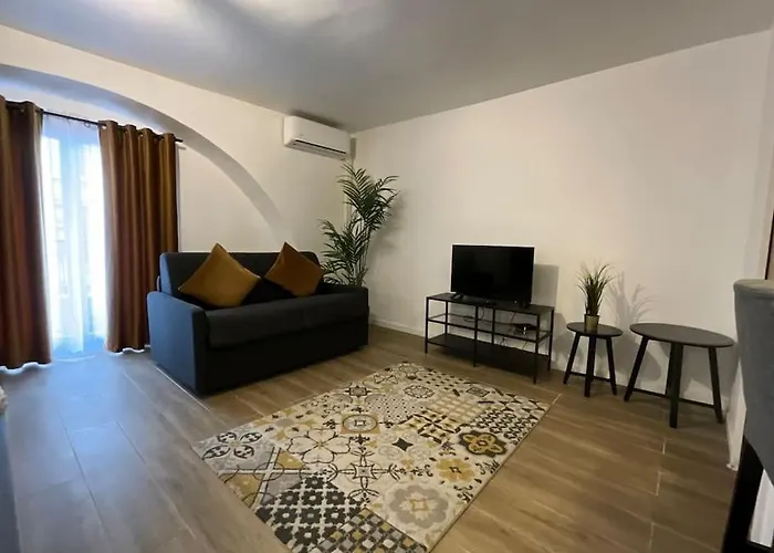 Ks Paris Studio Appart Near Station Gare Du Nord And Gare De L Est