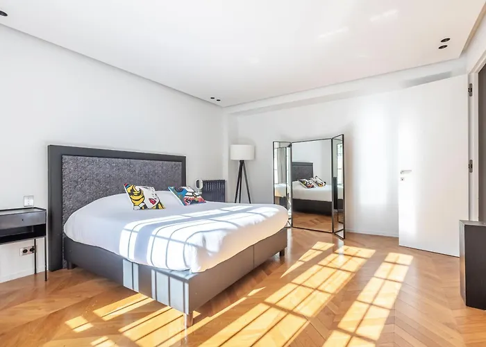 Amazing Apartment 2Bdr/6Pax Next To Champs Elysees
