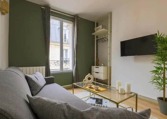 Comfortable Retreat Near Parc Monceau