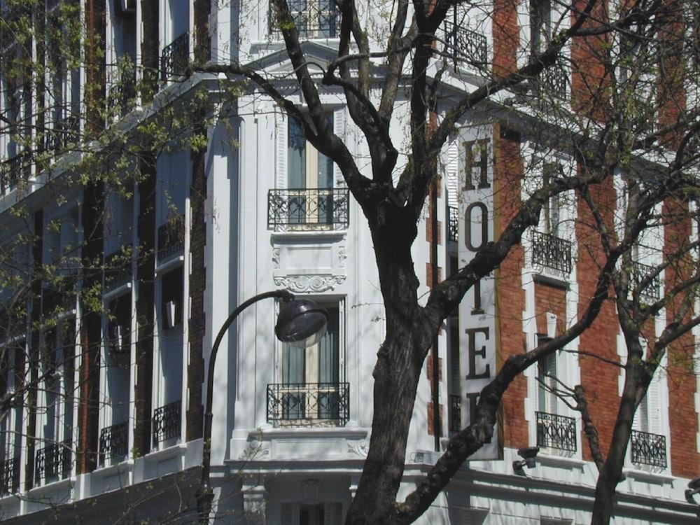 Adonis Sacre Coeur Roma Hotel 2*