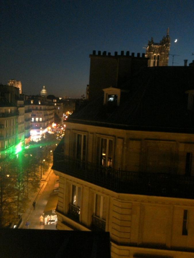 In - Nice Charming Studette For 1guesteart Of Old Fantastic Location Notre Dame Affittacamere Parigi