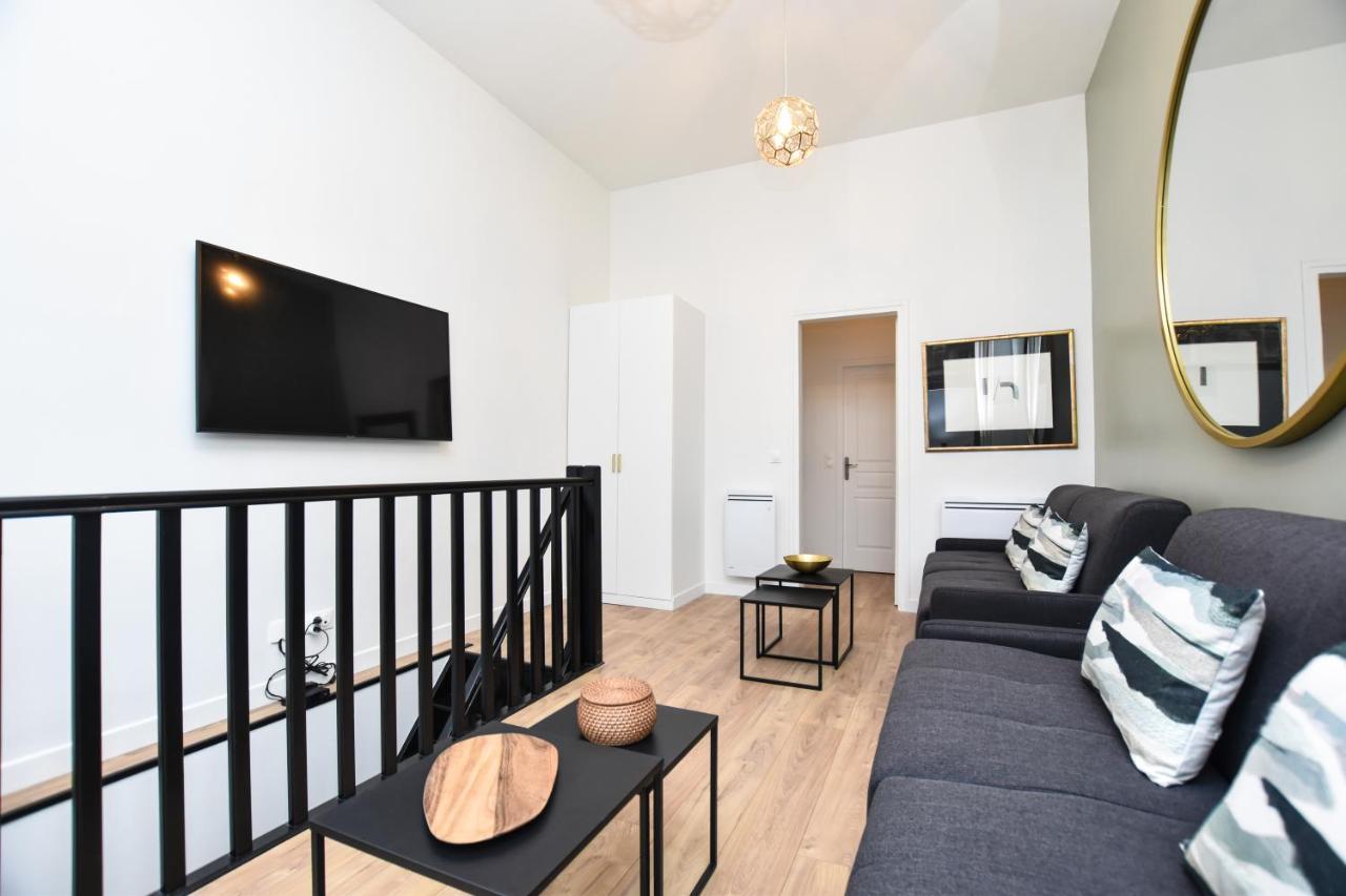 Cmg Michel Bizot / Trousseau Apartment
