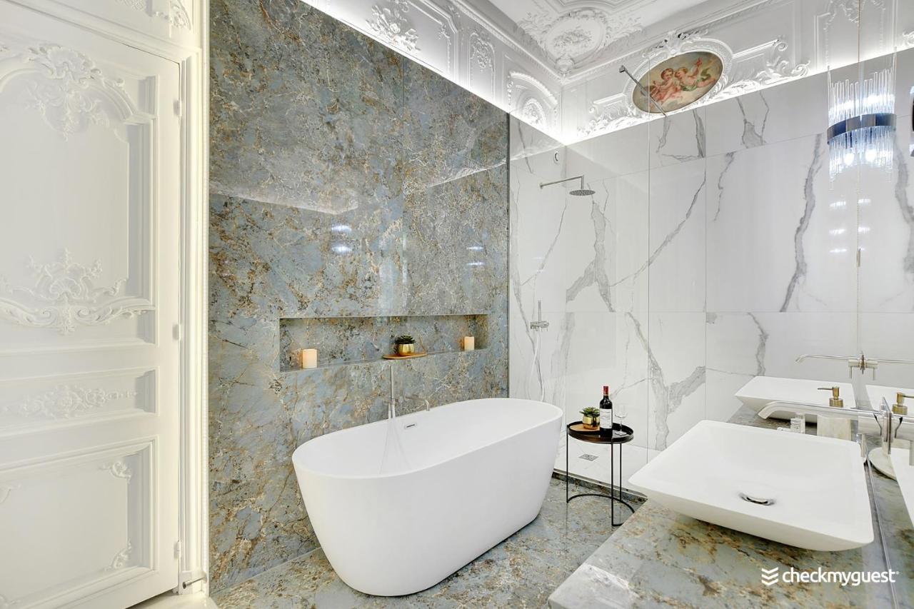 Exceptional - 4br-12p - Parc Monceau Appartamento Parigi