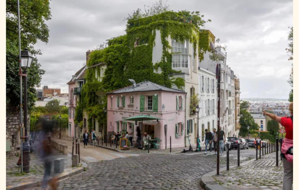 Countryside In Montmartre Villa Parigi