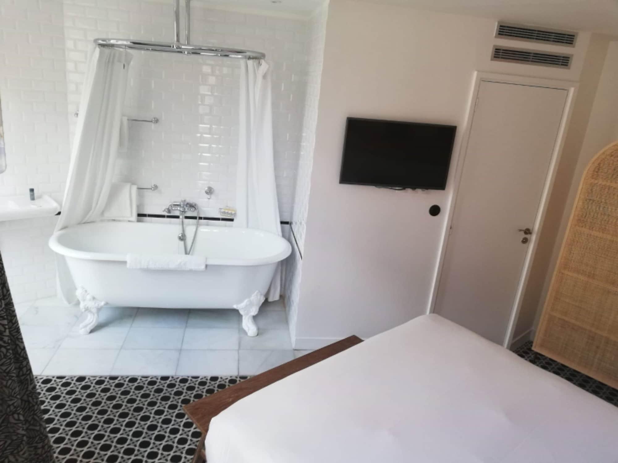 Emile Le Marais Hotel 3*