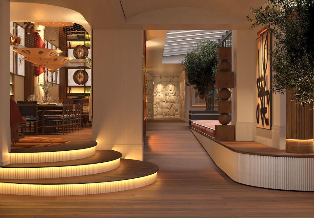 Pulitzer Hotel 4*