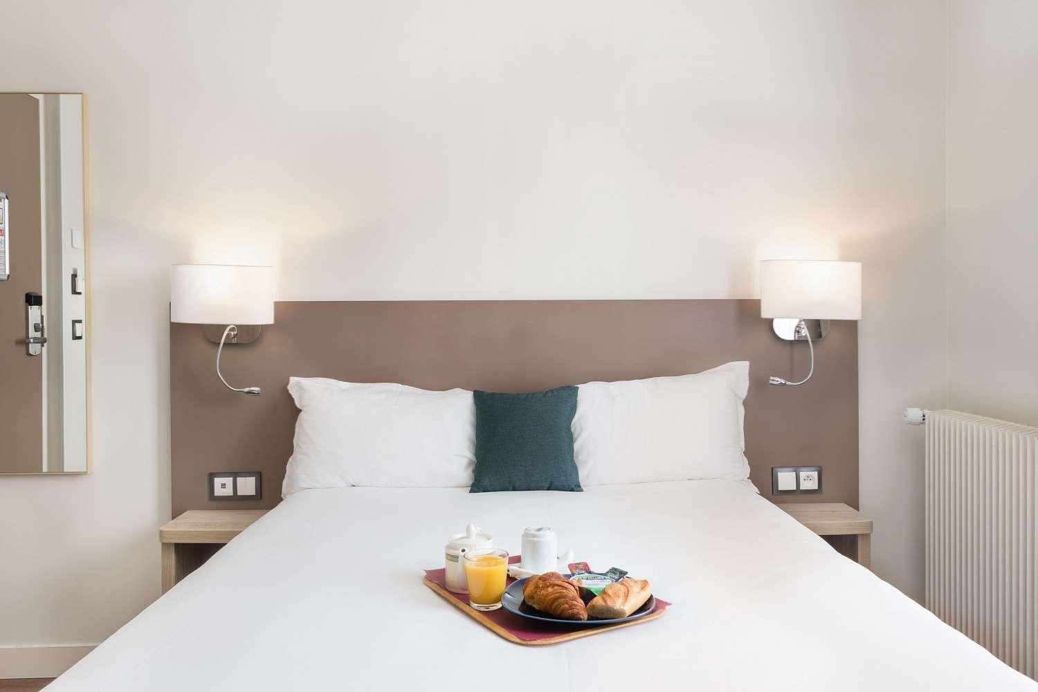 Hotel Courcelles Médéric Parigi