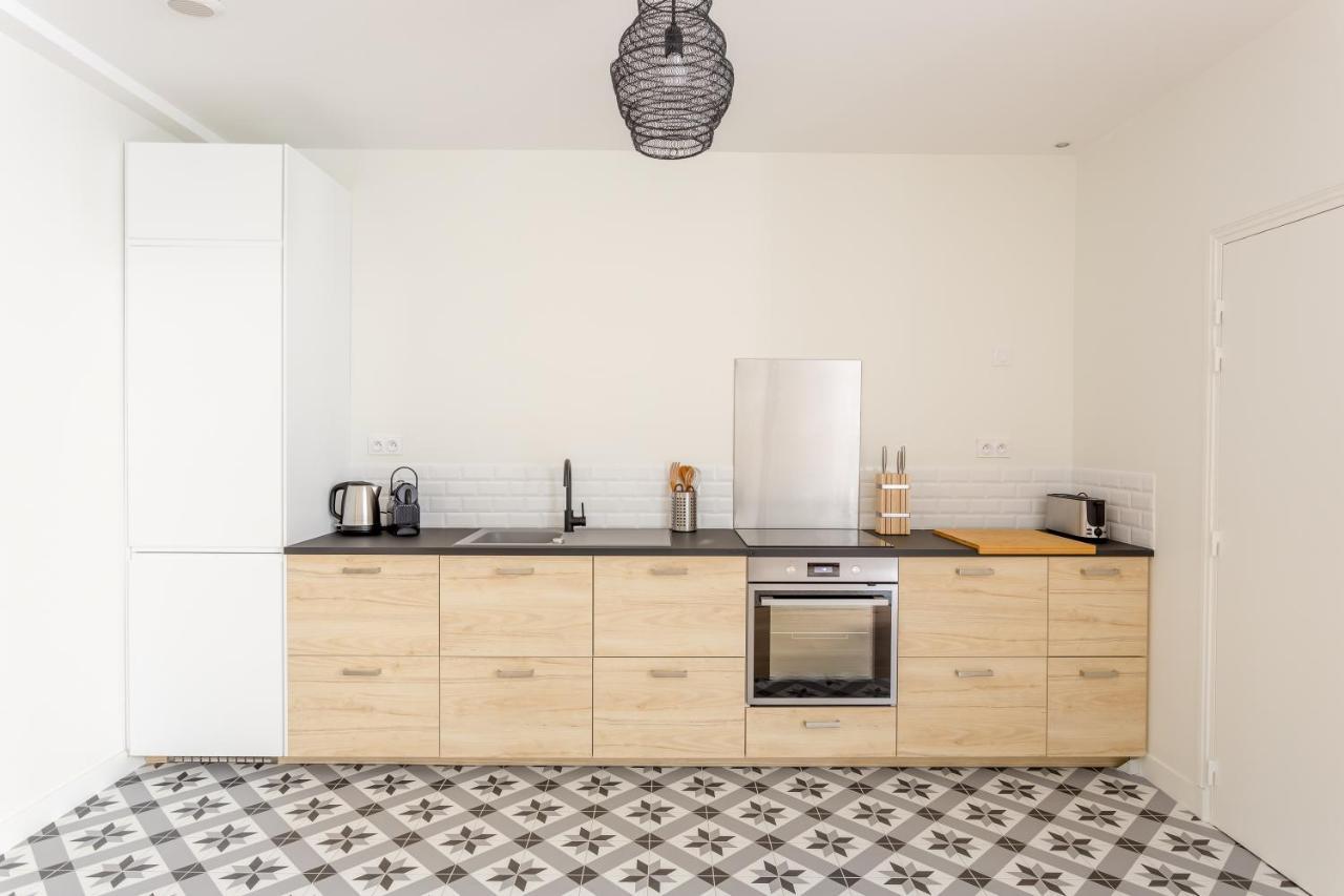 Croissants Et Confitures Apartment Paris