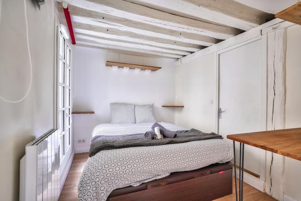 Superb 2 Bedroom Flat In Le Marais Neighborhood Appartamento Parigi