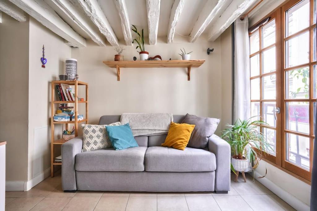 Superb 2 Bedroom Flat In Le Marais Neighborhood Appartamento *