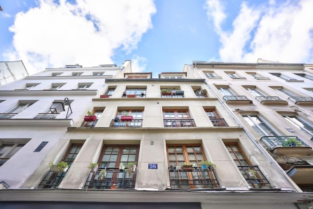 Superb 2 Bedroom Flat In Le Marais Neighborhood *
