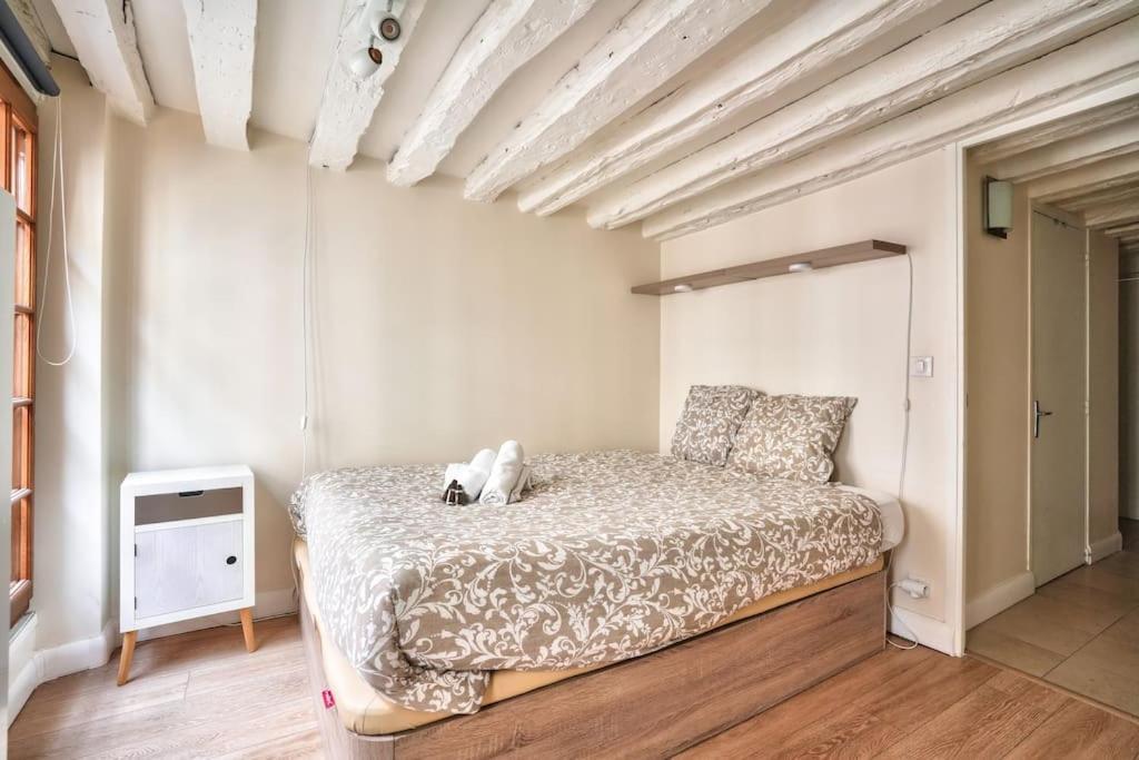 Superb 2 Bedroom Flat In Le Marais Neighborhood Appartamento Parigi