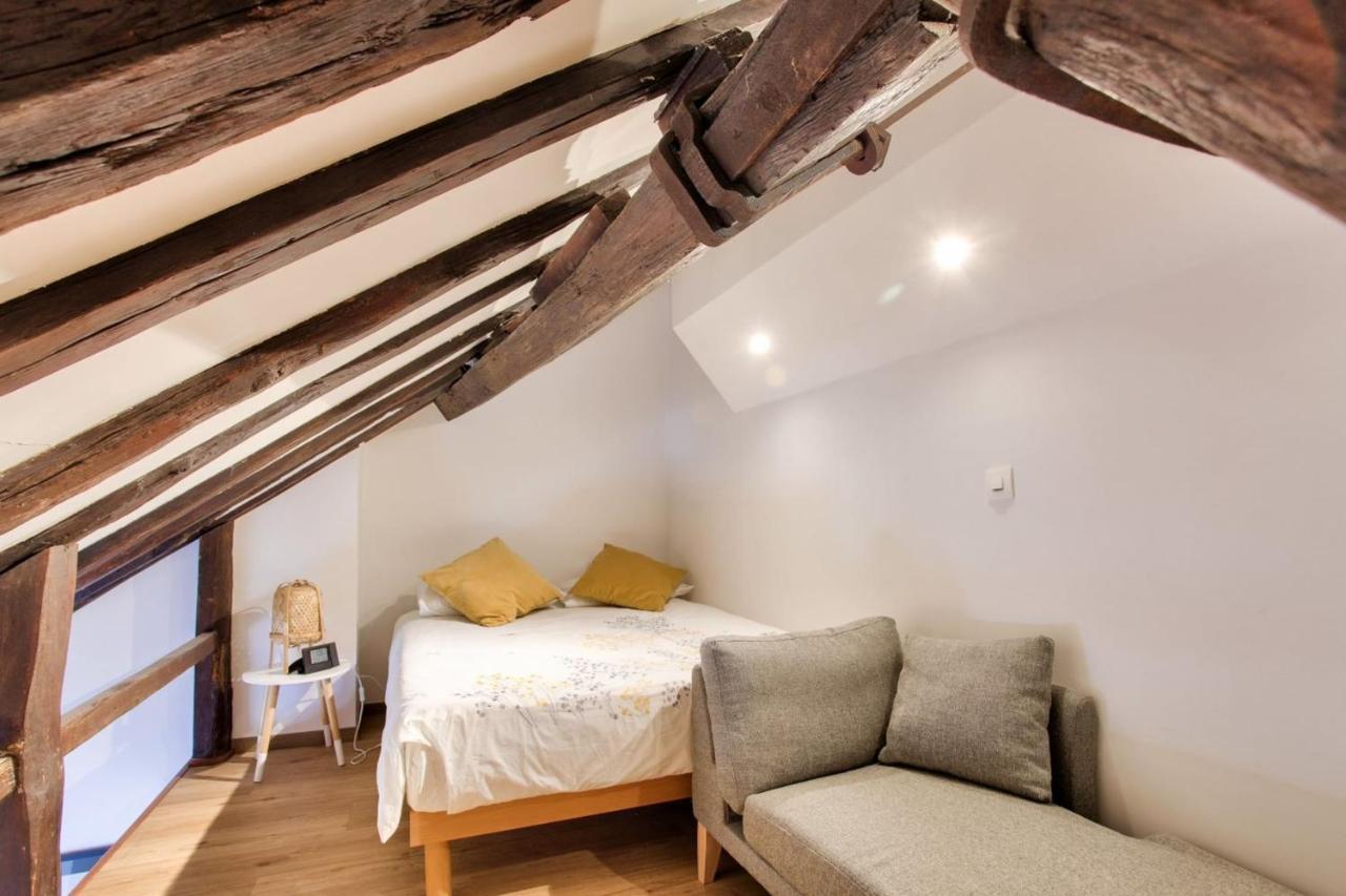 Beautiful Studio In The Center Of Apartment *