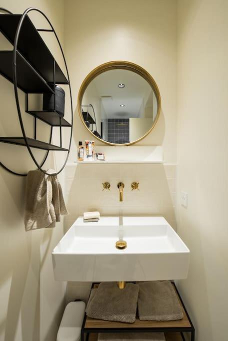 Magnifique 3 / 3 Bdr Appartamento Parigi