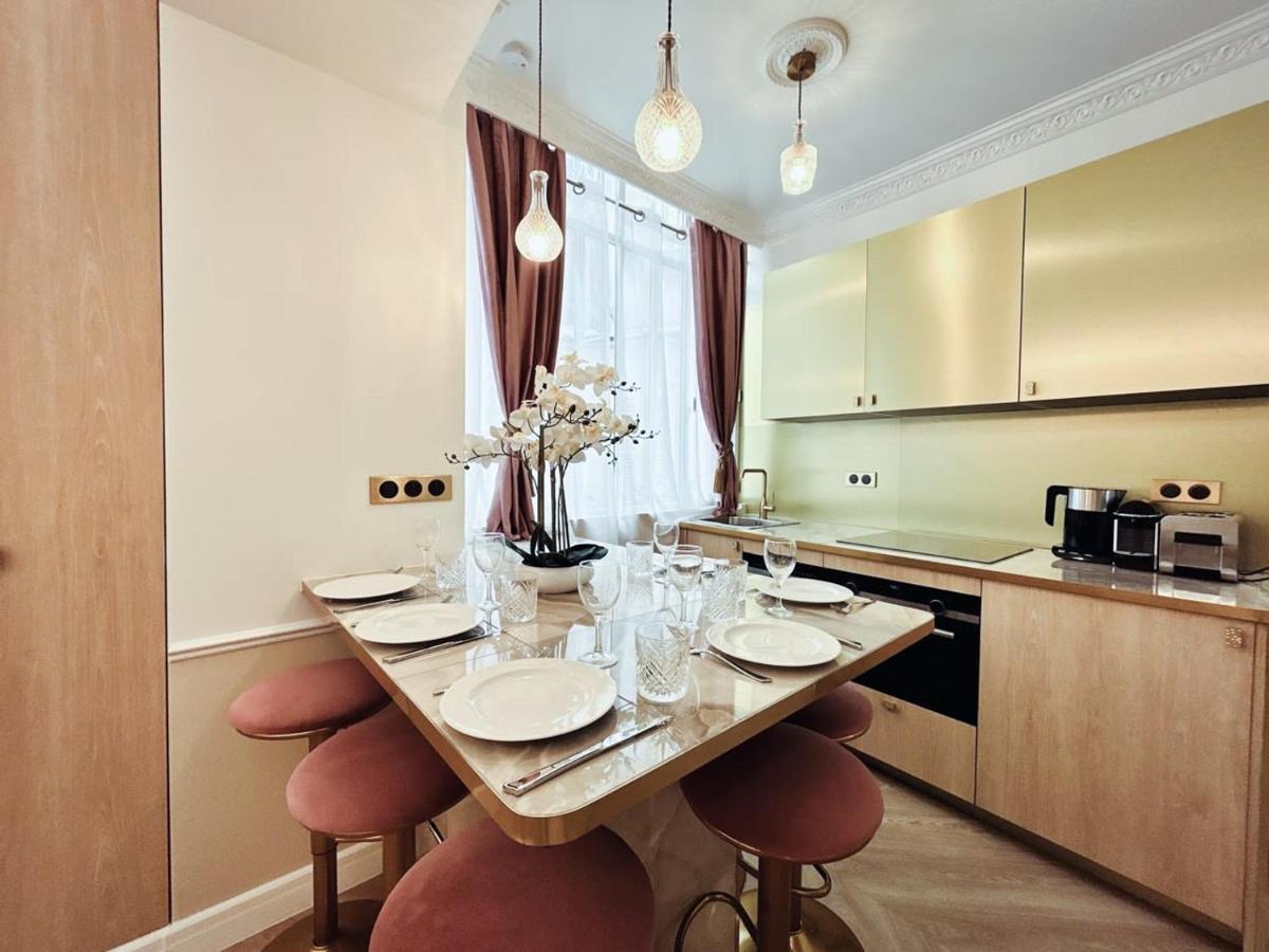 Merveil - Luxury - Marais - Charlot *