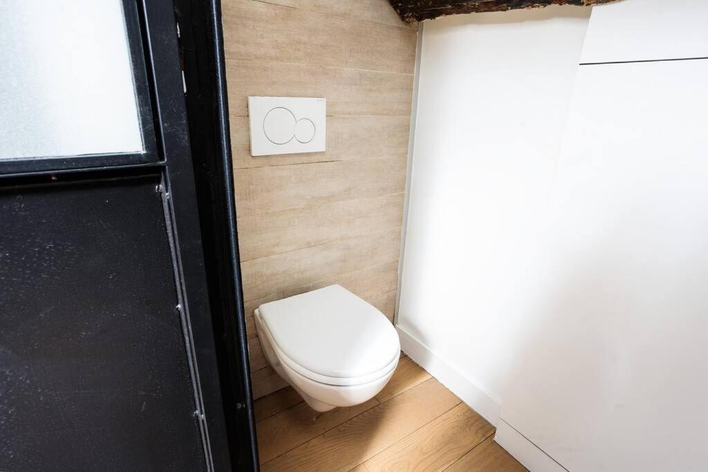 Apartment Promo! Location! Duplex Near The Louvre