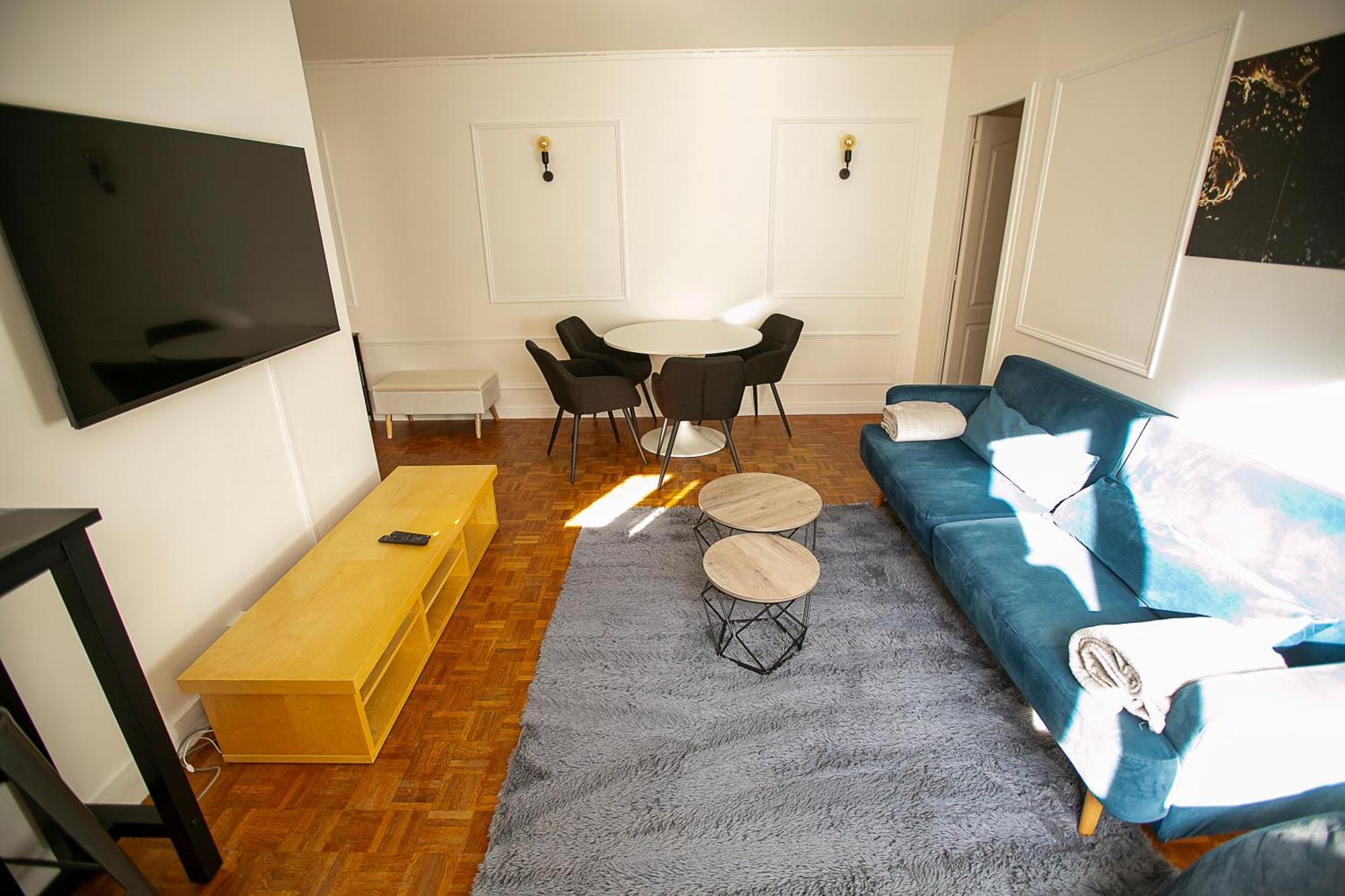 Luxury Batignole Parigi