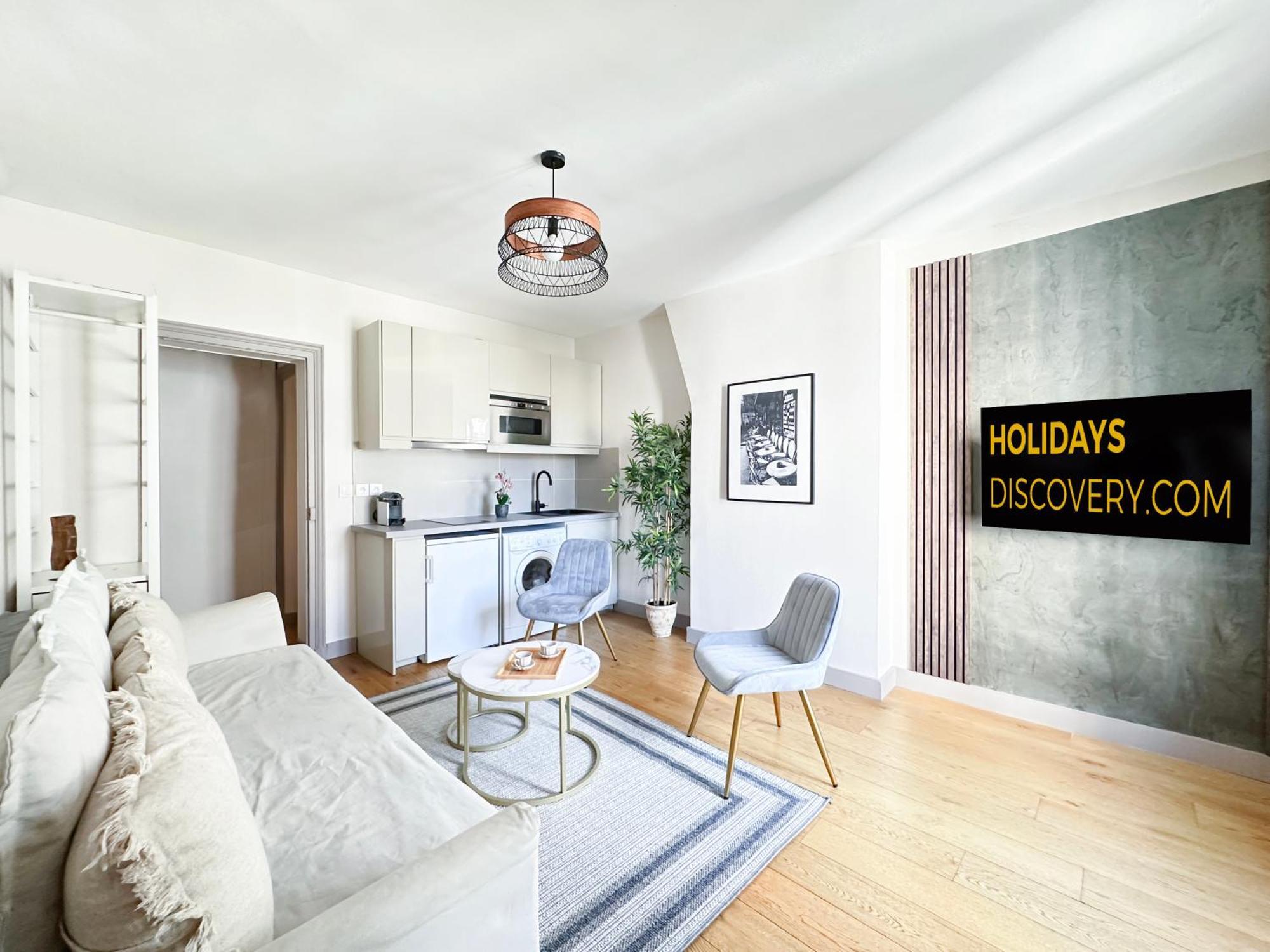 - Buttes Chaumont's Park -entire Flats * Parigi