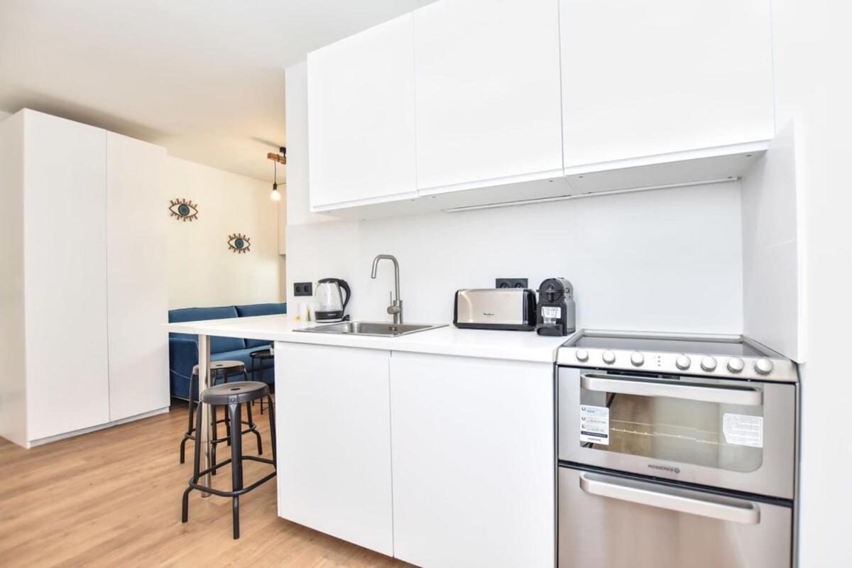 Renovated 2bd In Parc Belleville