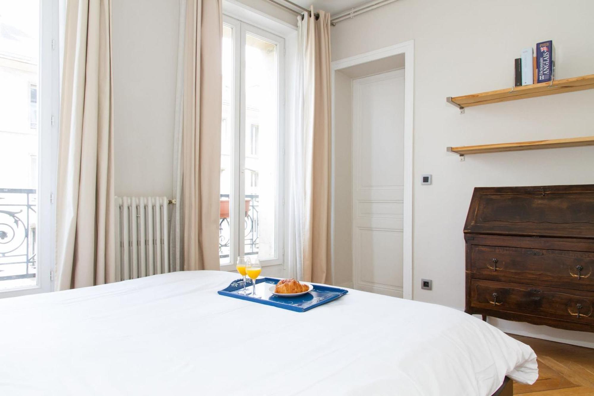 Francs Bourgeois - Marais - 2br - Cityapartmentstay * Parigi
