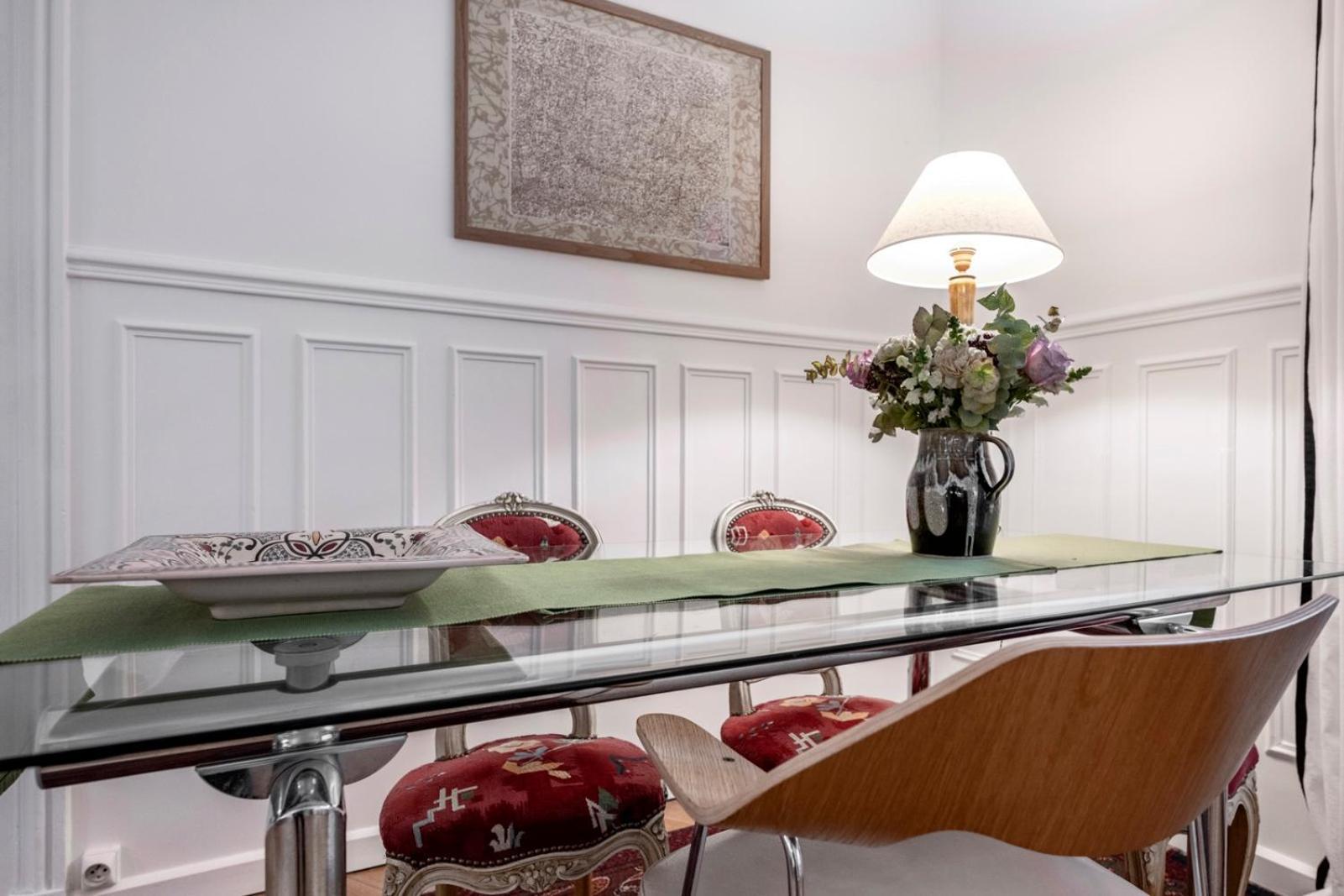 Veeve - Mindful Enlightenment Apartment