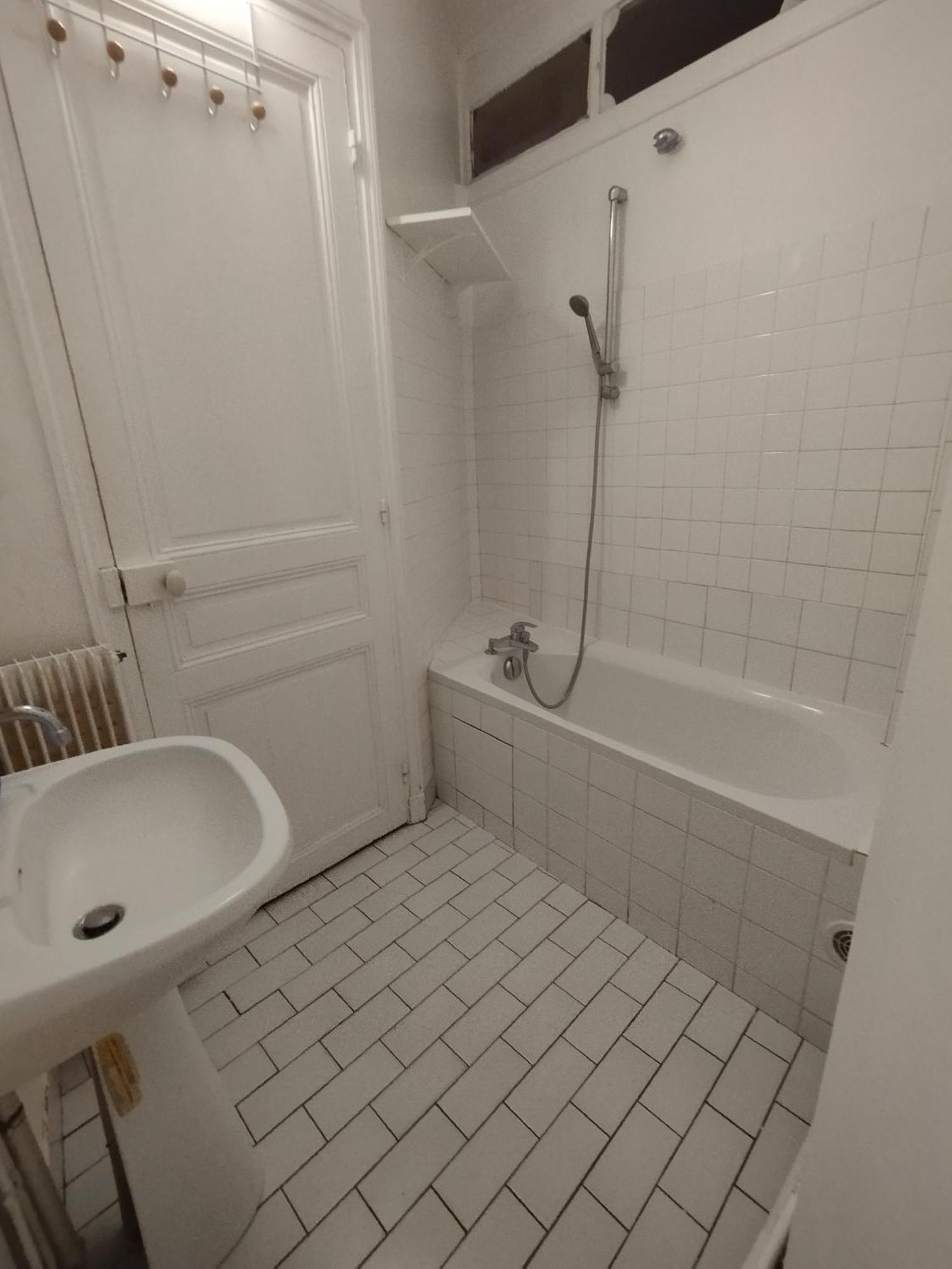 Homestay Spacieuse - Trocadero *