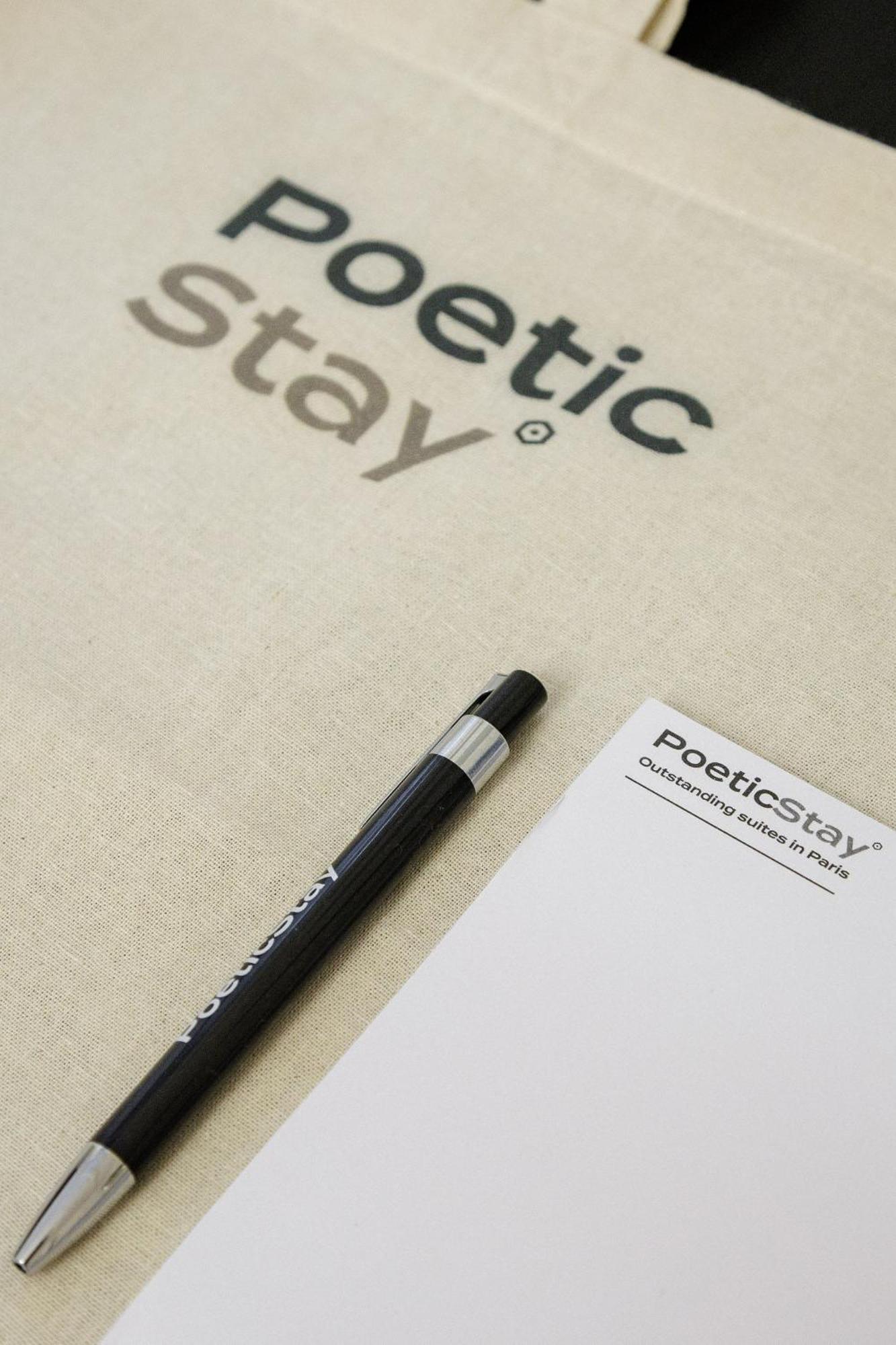 Poetic - Champs Elysees *