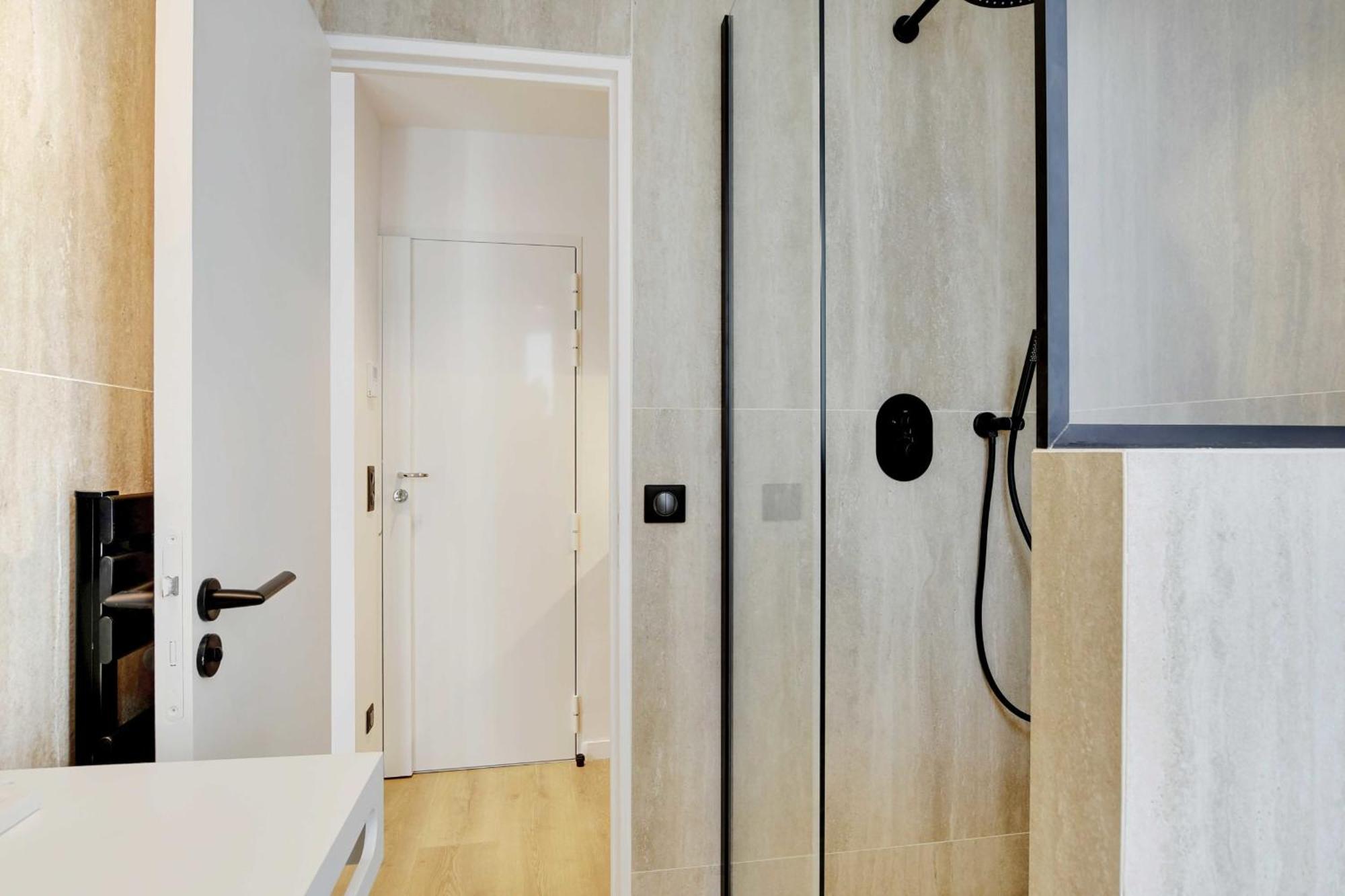Pelican - Louvre Apartment Paris