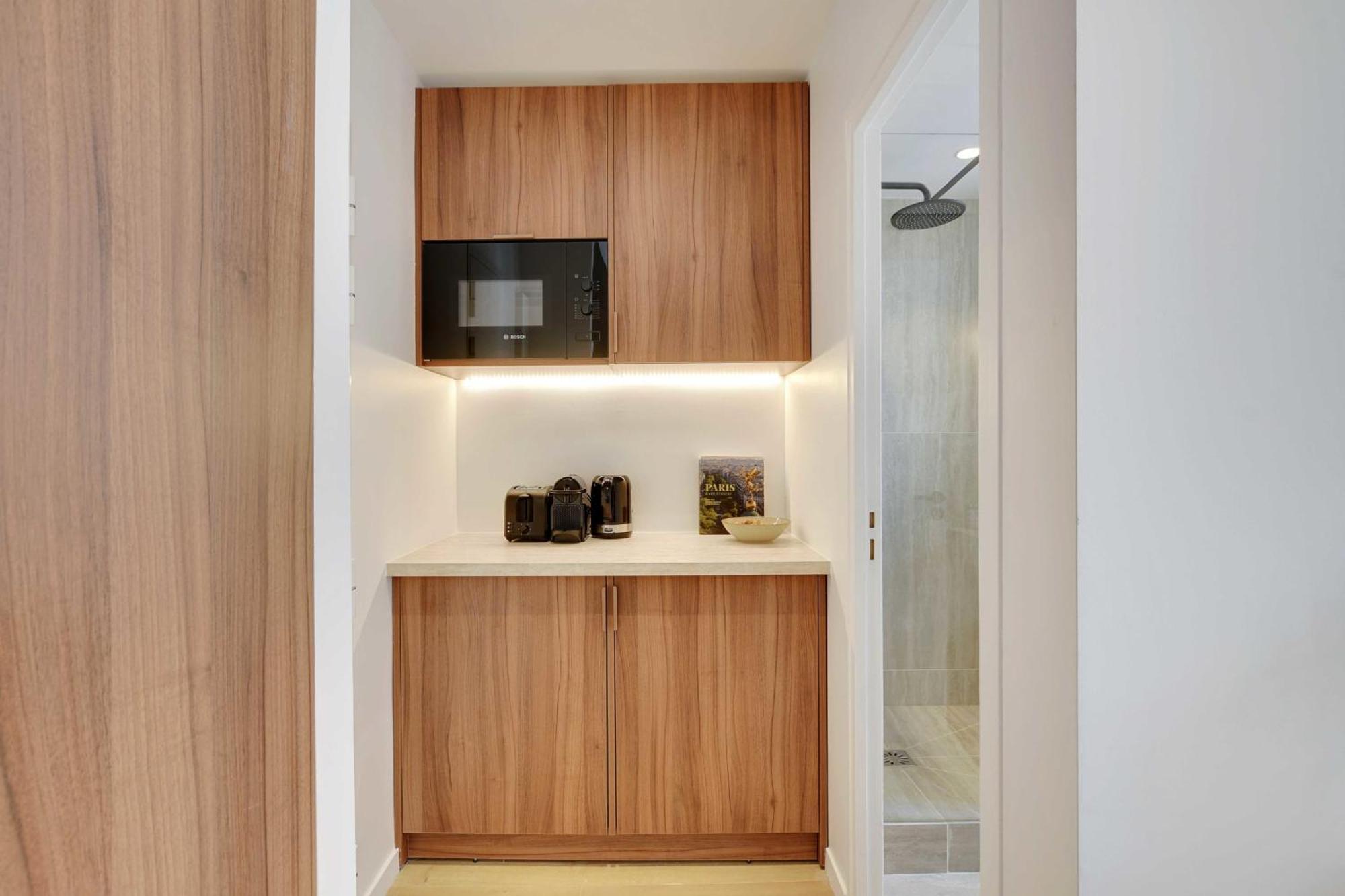 Pelican - Louvre Apartment *