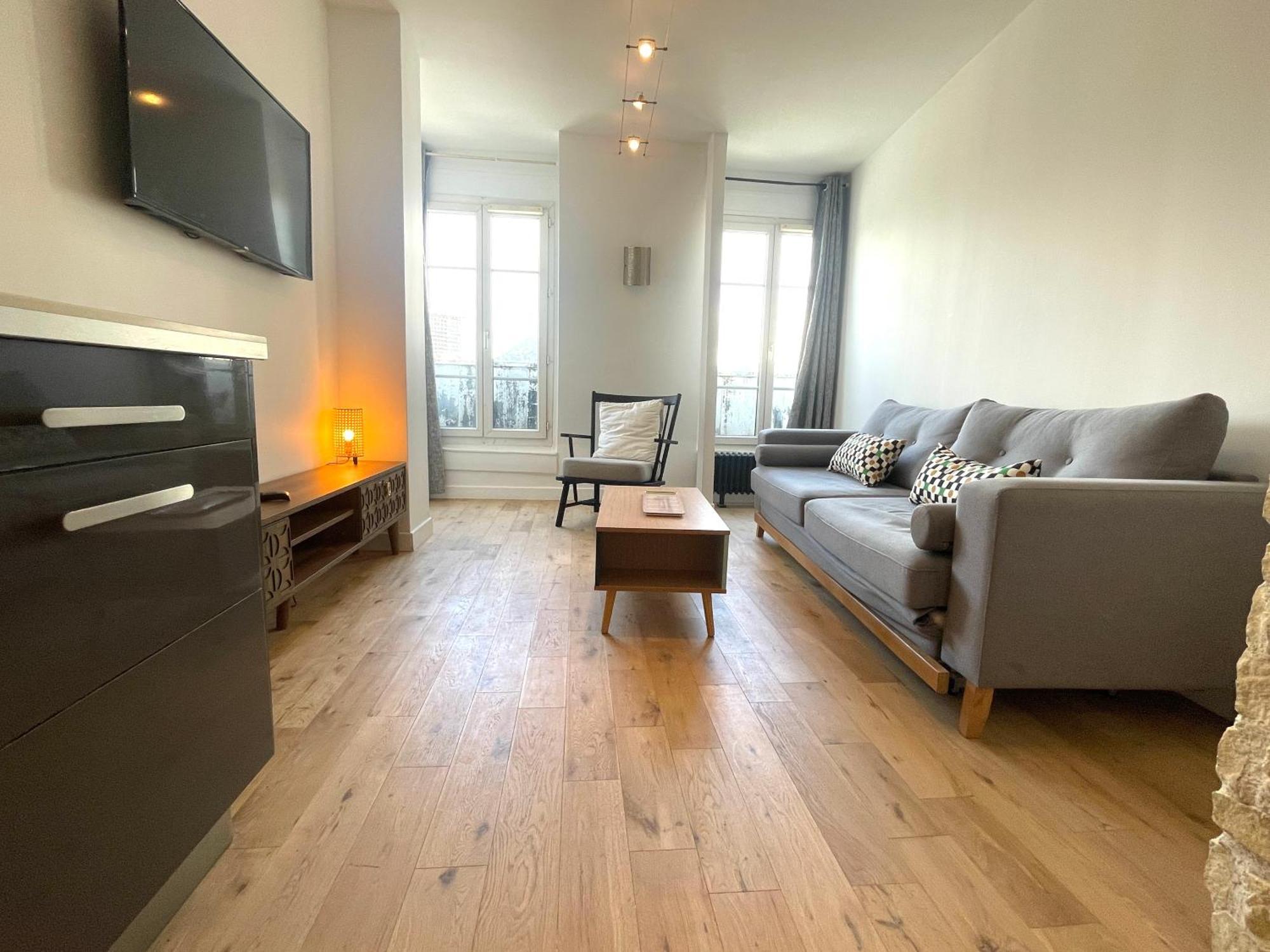 Superbe Haussmannien Suspendu Apartment *