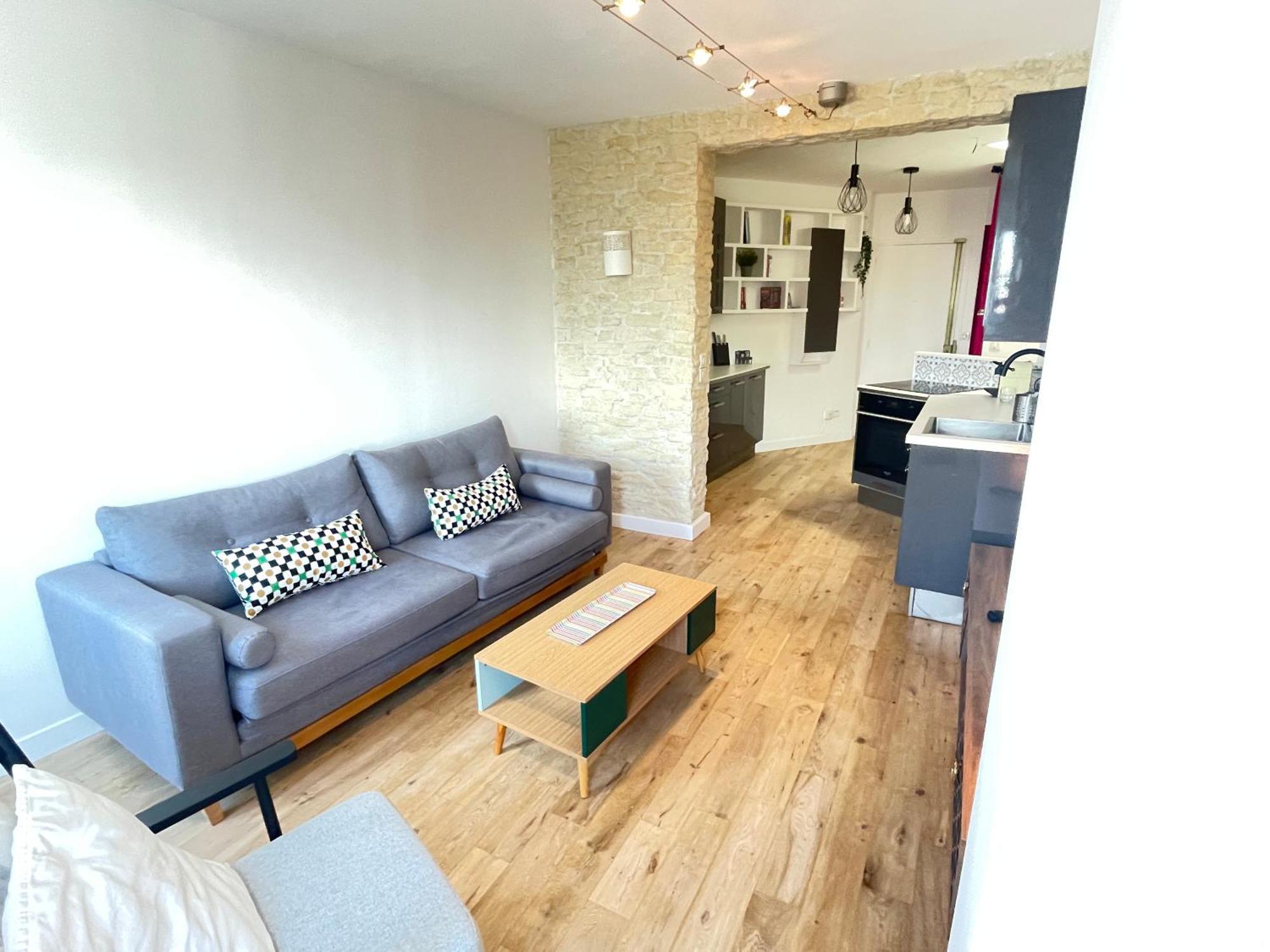Superbe Haussmannien Suspendu Apartment Paris
